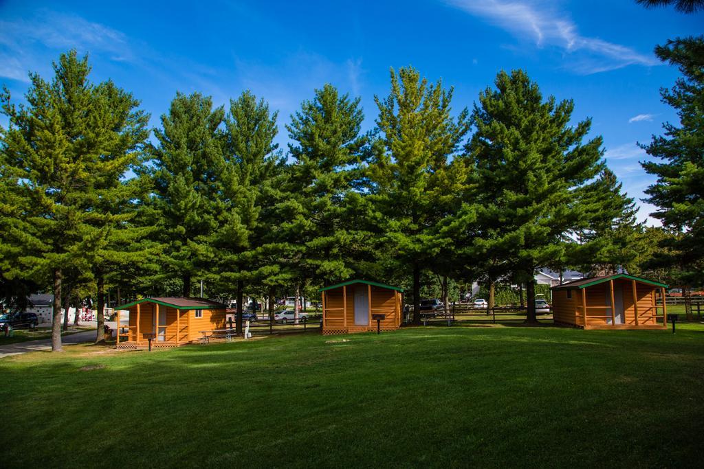 Plymouth Rock Camping Resort Deluxe Cottage Elkhart Lake Kültér fotó
